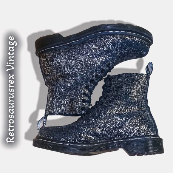 Dr. Martens Silver Metallic Pebble 1460 Pascal Leather Boots, US 9 - Picture 3 of 10